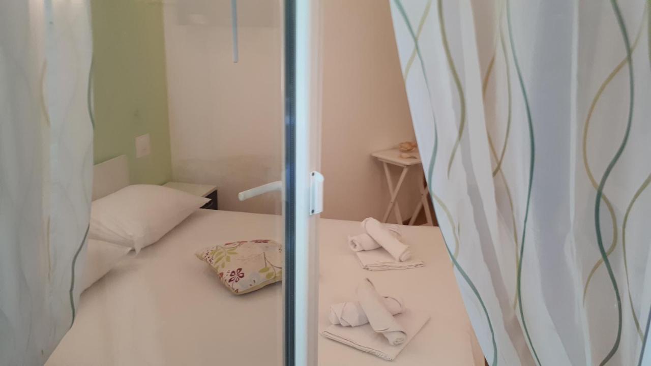 Apartments Meri Vodice Luaran gambar