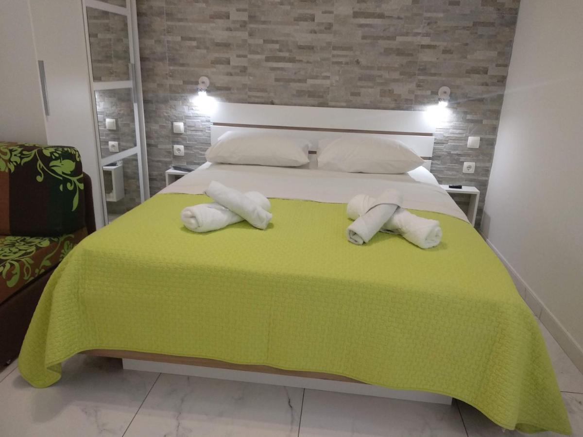 Apartments Meri Vodice Luaran gambar