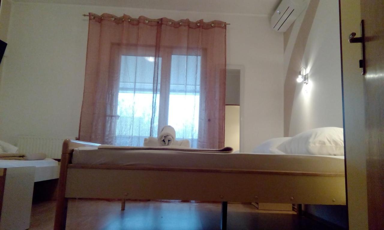 Apartments Meri Vodice Luaran gambar