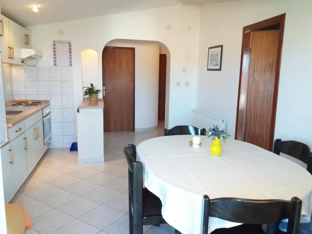 Apartments Meri Vodice Luaran gambar