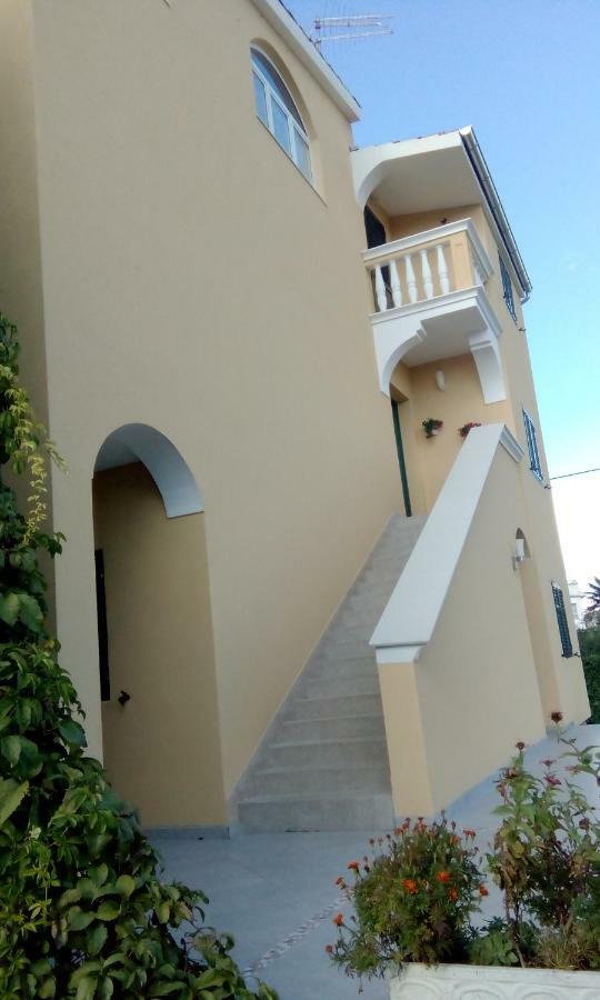 Apartments Meri Vodice Luaran gambar