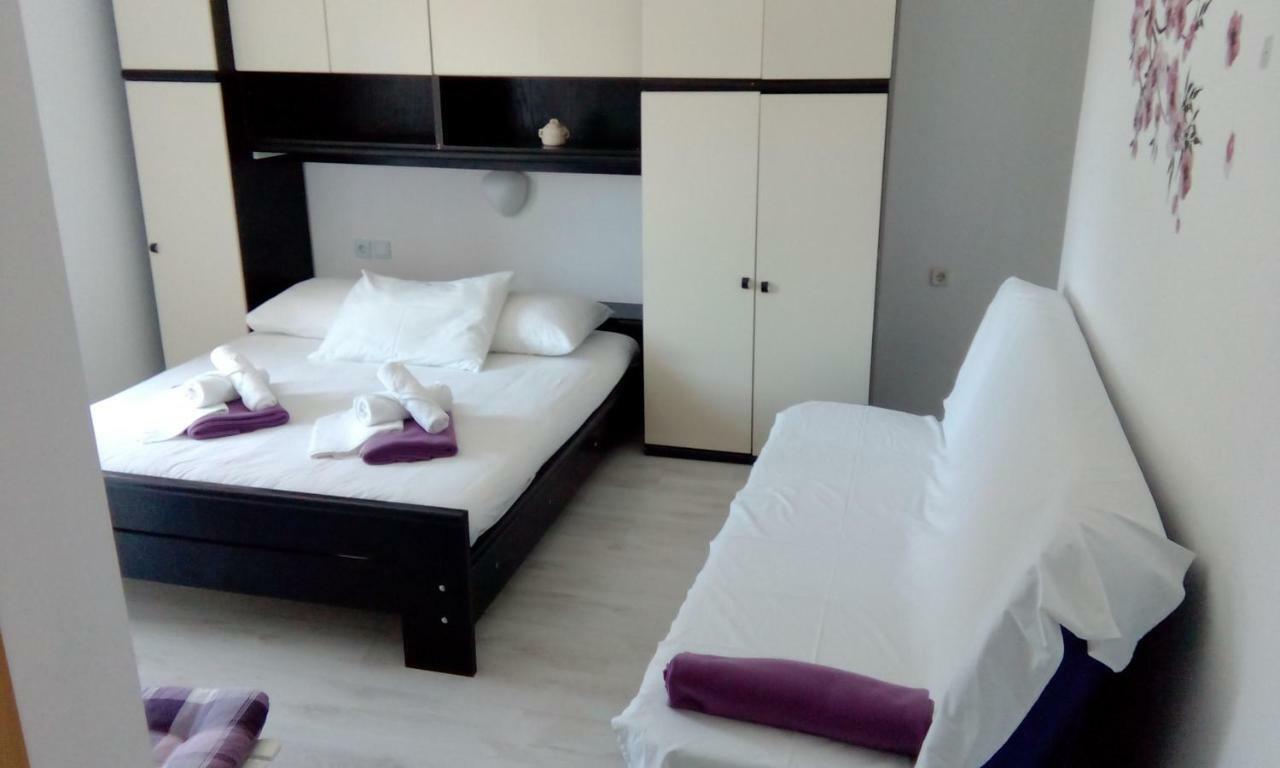Apartments Meri Vodice Luaran gambar