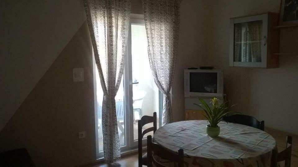 Apartments Meri Vodice Luaran gambar